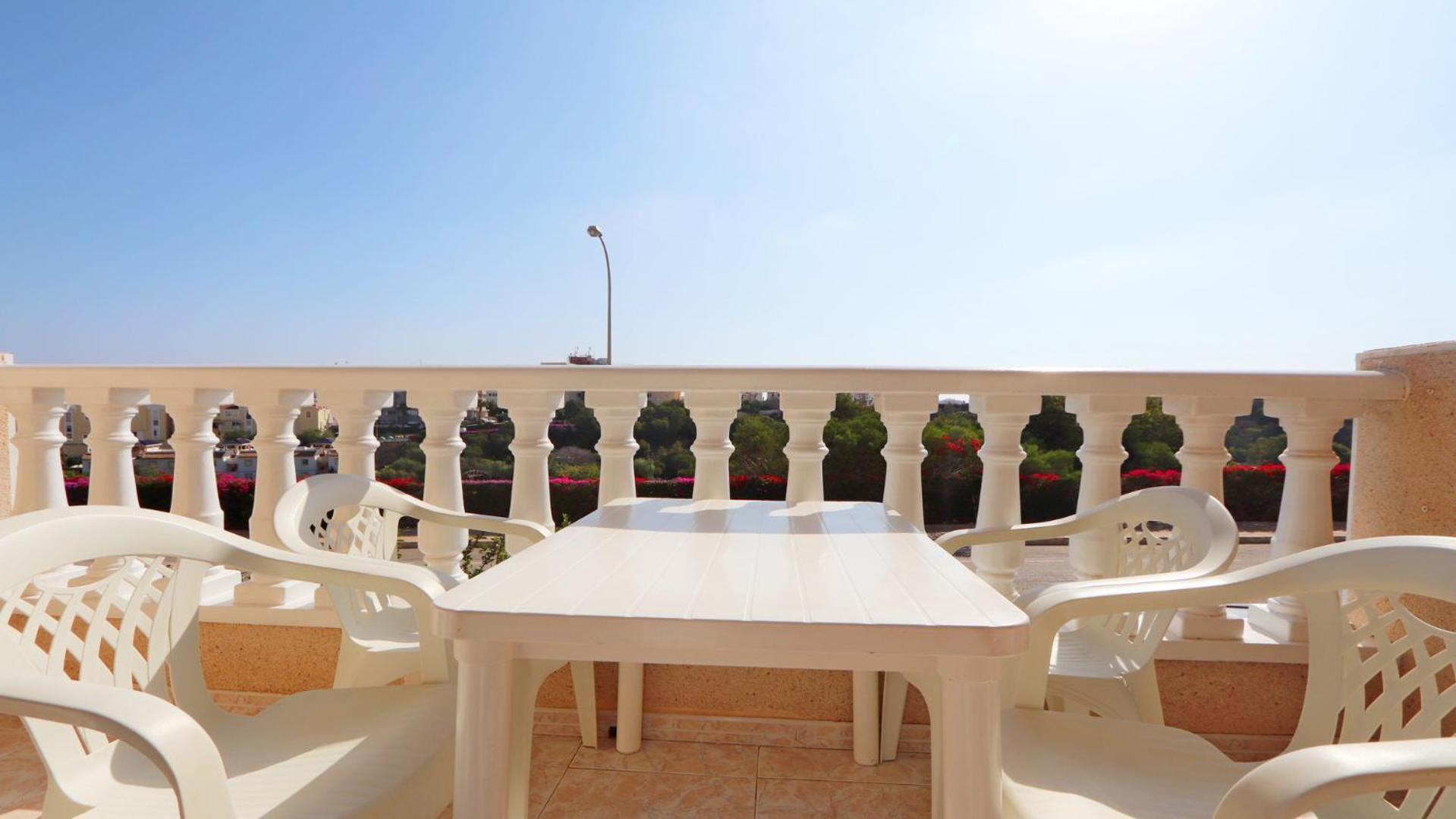 Corinto 2428 Appartement La Mata  Buitenkant foto